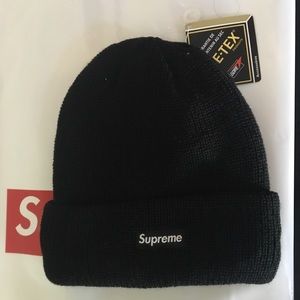 Supreme Gore-Tex beanie